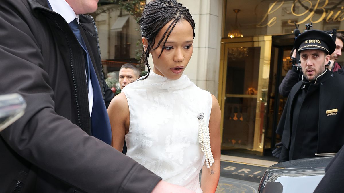 From Le Bristol to Musée Rodin: The Shoe Trend Everyone With Elegant Taste Was Wearing in Paris Yesterday