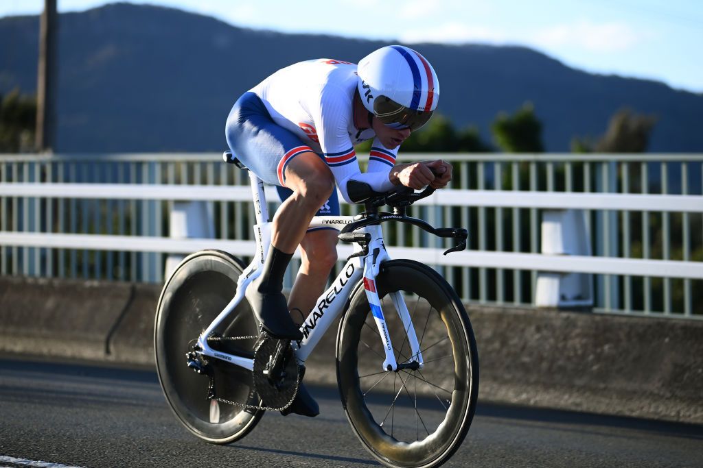 WOLLONGONG AUSTRALIA SEPTEMBER 18 Ethan Hayter of The United Kingdom sprints during the 95th UCI Road World Championships 2022 Men Individual Time Trial a 342km individual time trial race from Wollongong to Wollongong Wollongong2022 on September 18 2022 in Wollongong Australia Photo by Tim de WaeleGetty Images