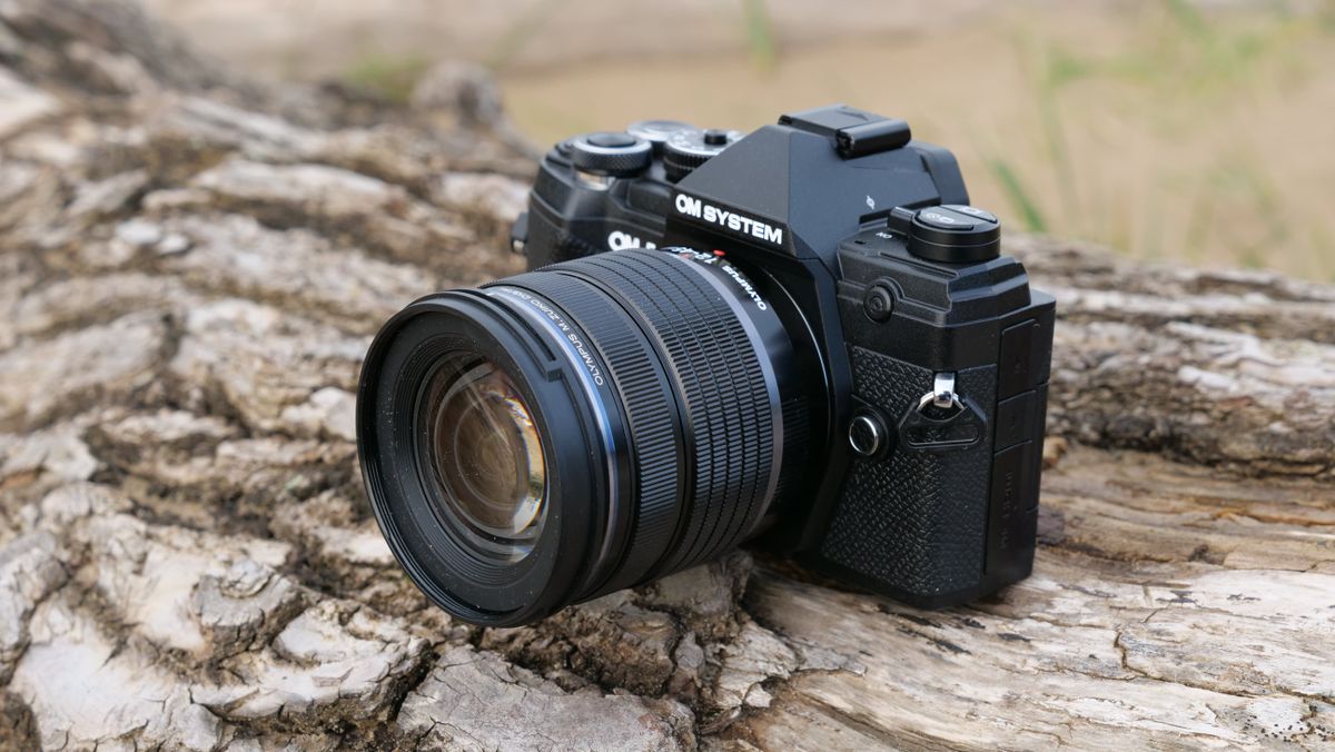 OM System OM-5