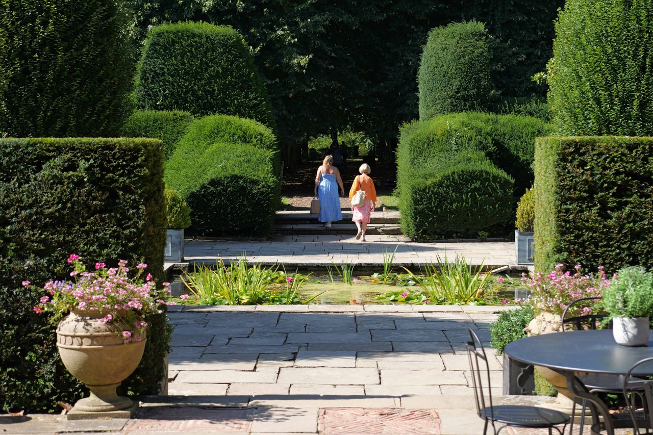 Gardens shot on Panasonic Lumix G9 II