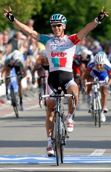 Phillipe Gilbert takes victory number 10 for season 2011.