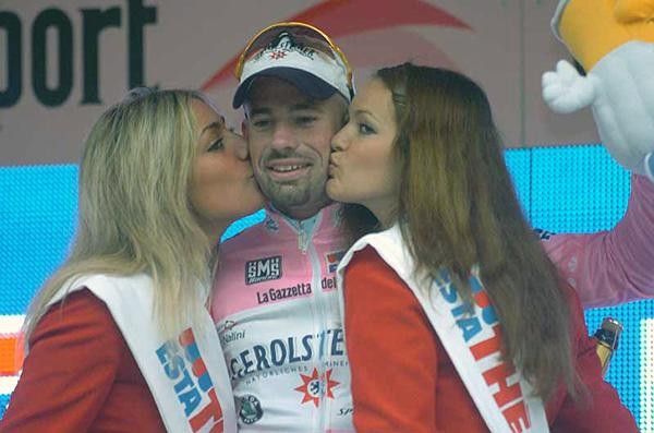 Stefan Schumacher (Gerolsteiner) on the podium in pink