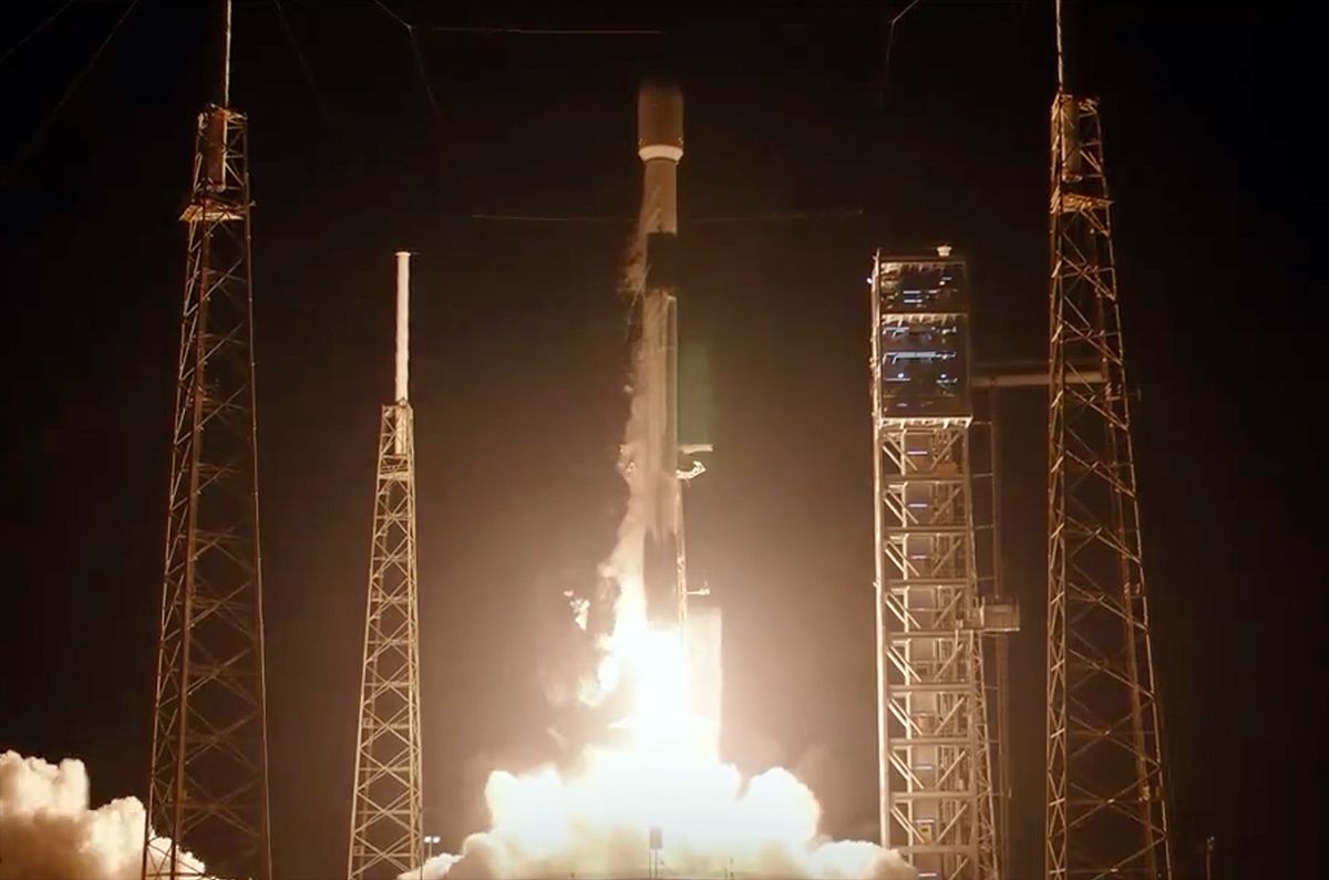 SpaceX lanza otro lote de satélites Starlink desde Florida