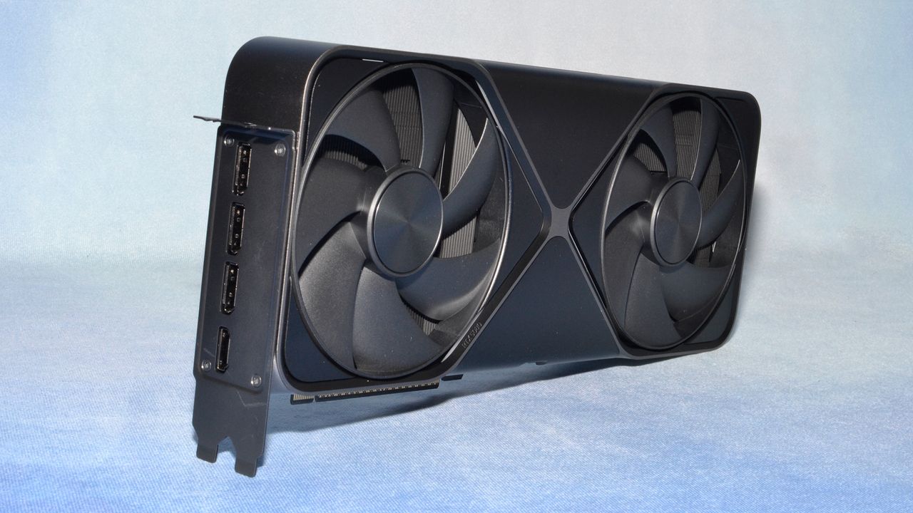 Nvidia GeForce RTX 5080 Founders Edition card photos and unboxing