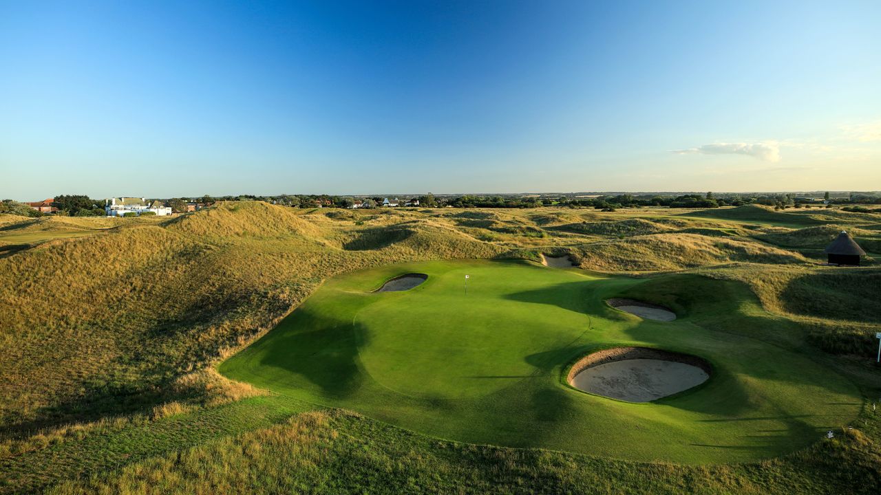 Royal St. George's - Hole 6