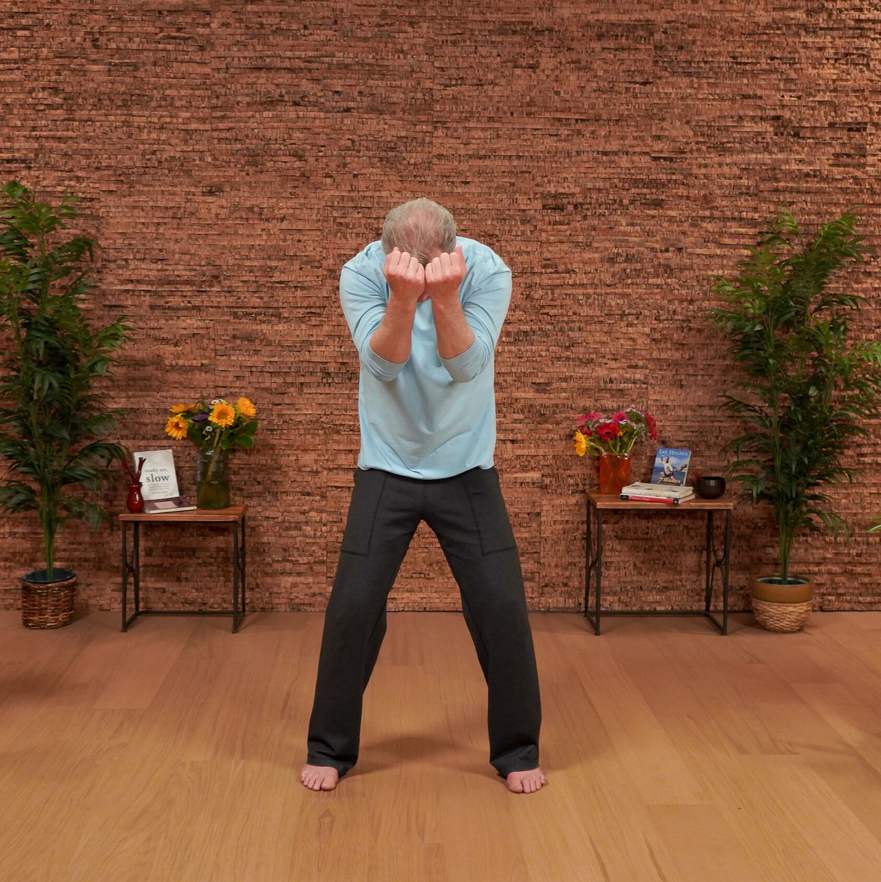 Man demonstrating Qigong movements