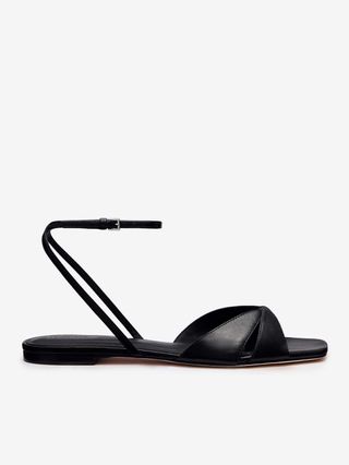 ggWcCKR8btt7vnsdZa9cnC-320-80 هذه هي أفضل خمسة أحذية ترتديها مع Culottes ، وفقًا لخبير أزياء