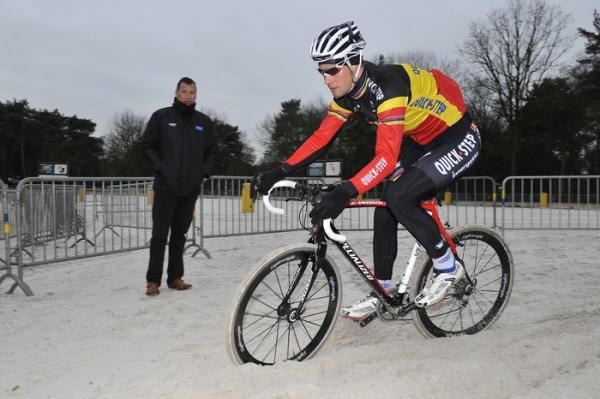 Tom Boonen (Quick Step) looks comfortable with the idea of 'cross.
