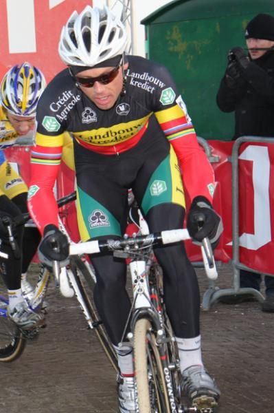 Sven Nys (Landbouwkrediet) was a contender for victory until the final straight.
