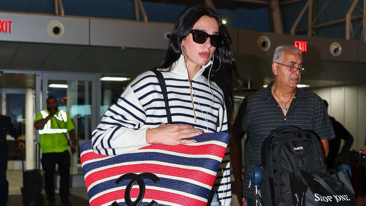 No Suitcase, No Trainers—This is the Bag and Shoe Trend Stylish Dressers Are Wearing to the Airport Instead