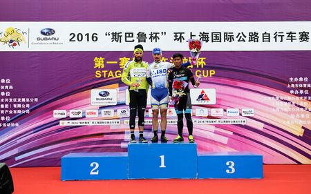 Yehor Dementyev tops the podium at the Tour of Shangai on stage 1