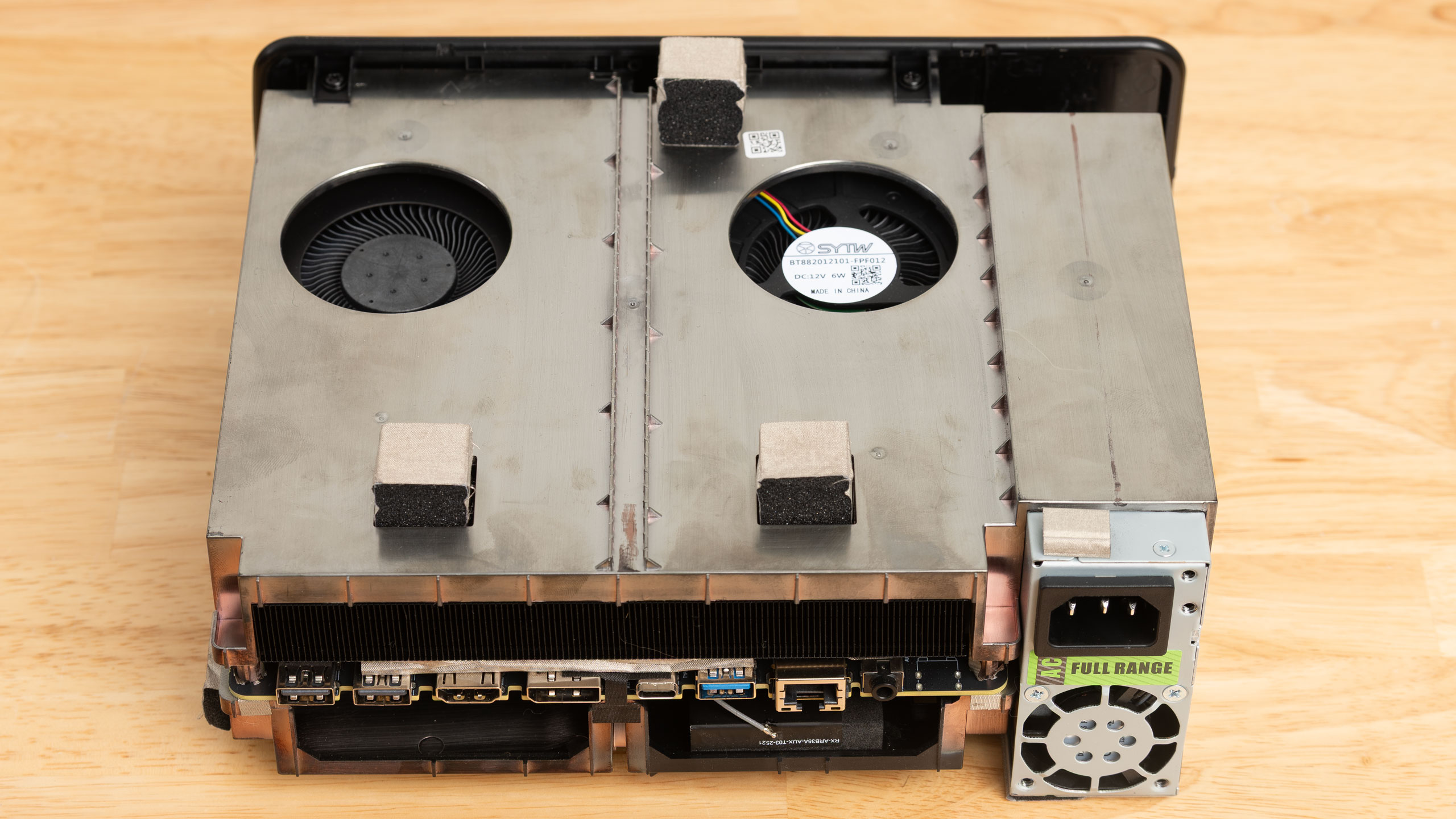 Corsair AI Workstation 300