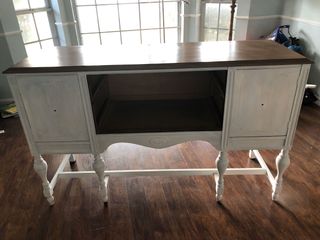 Painting a wooden buffet white