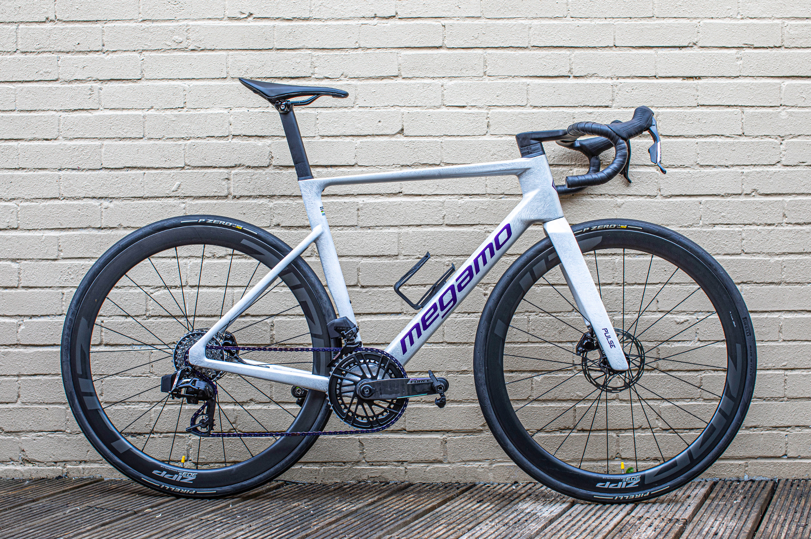 Megamo Pulse 04 SLR