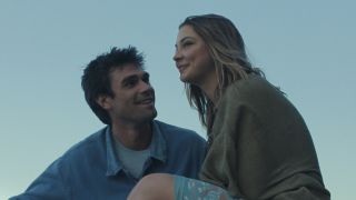 Outer Banks’ Madelyn Cline Has A Rom-Com Coming Out After I Know What You Did Last Summer, And It’s Swoon-Worthy Trailer Already Has Me Tearing Up