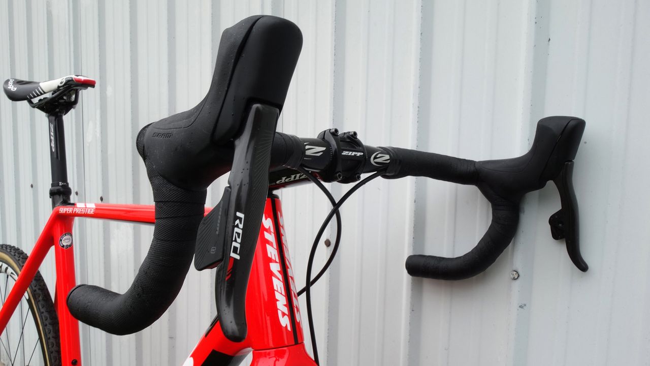 SRAM Red eTap HRD levers shift gears wirelessly