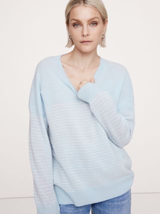 Banana Republic, Oversized Lightweight Cashmere V-Neck Sweater