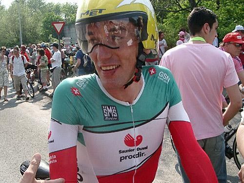 Marco Pinotti (Saunier Duval) cracks a smile after the stage