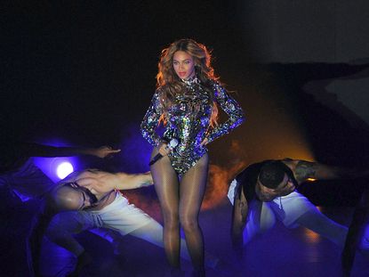 Photo of Beyonce at the VMAs 