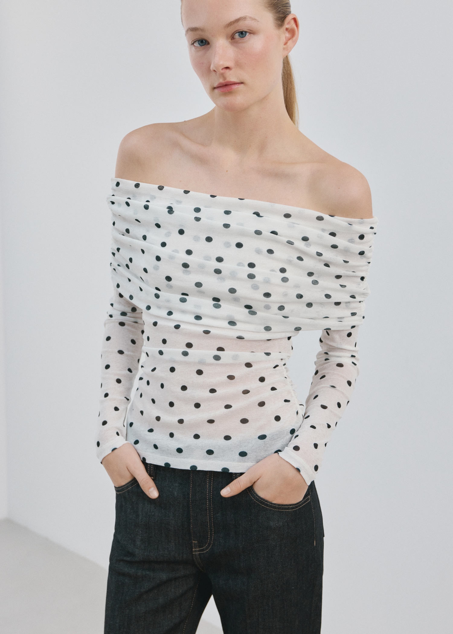 Polka Dot Strapless Top - Women | Mango United Kingdom