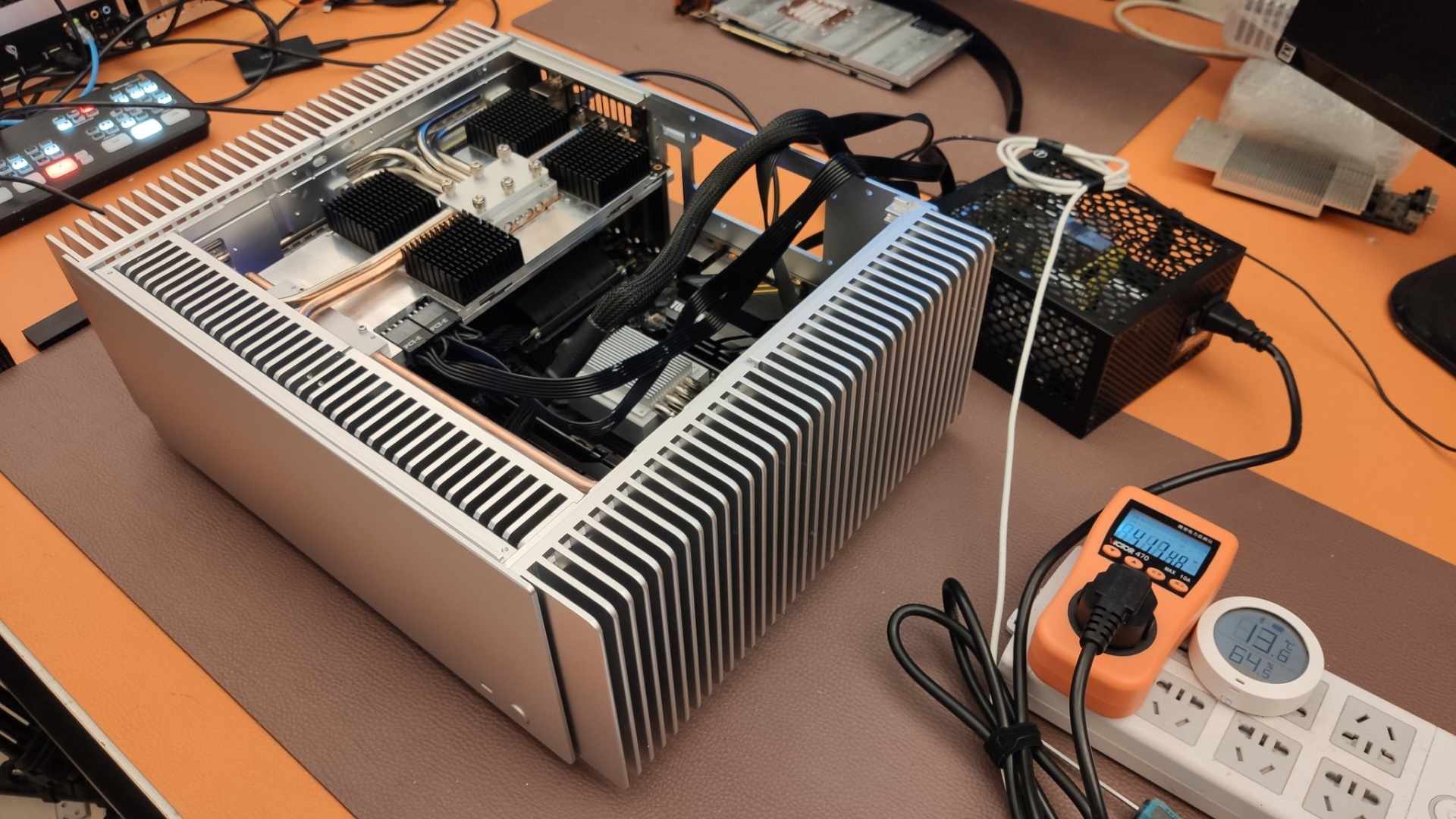  This passively cooled RTX 3080 survives notorious benchmark for 4 minutes 27 seconds 