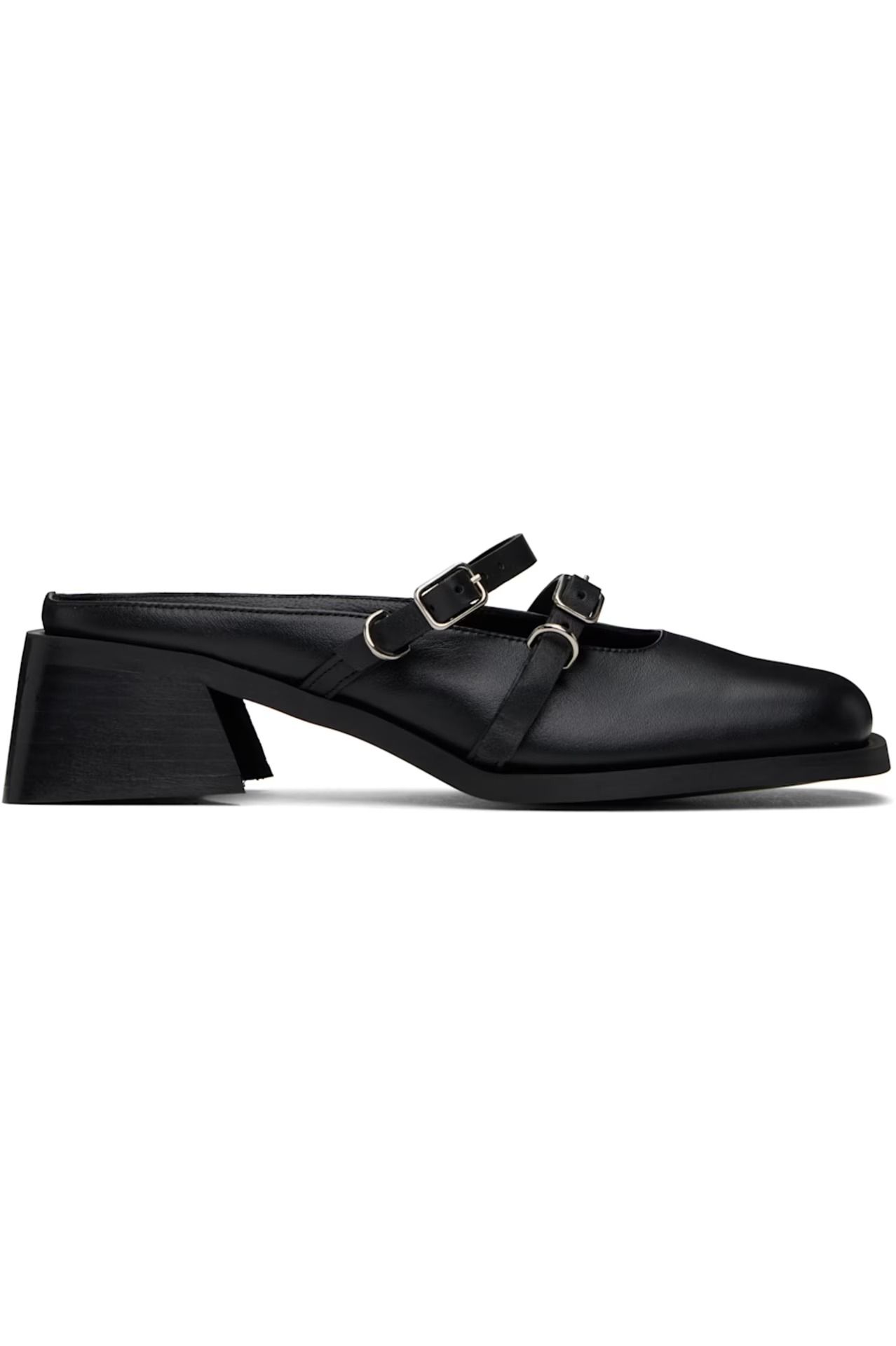 Justine Clenquet, Black Andie Mules