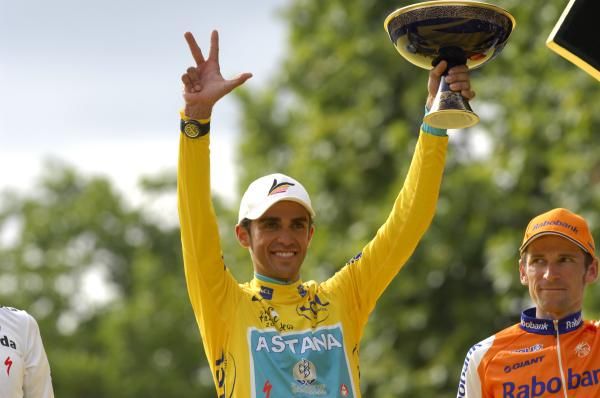 Alberto Contador (Astana) celebrates his third Tour win
