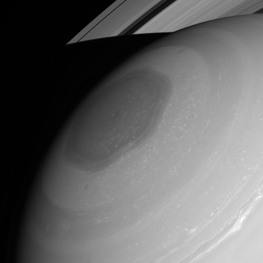 Saturn polar vortex