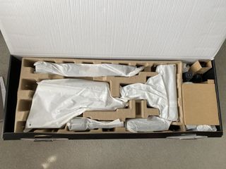 AEG 8000 Series cordless vacuum packaging