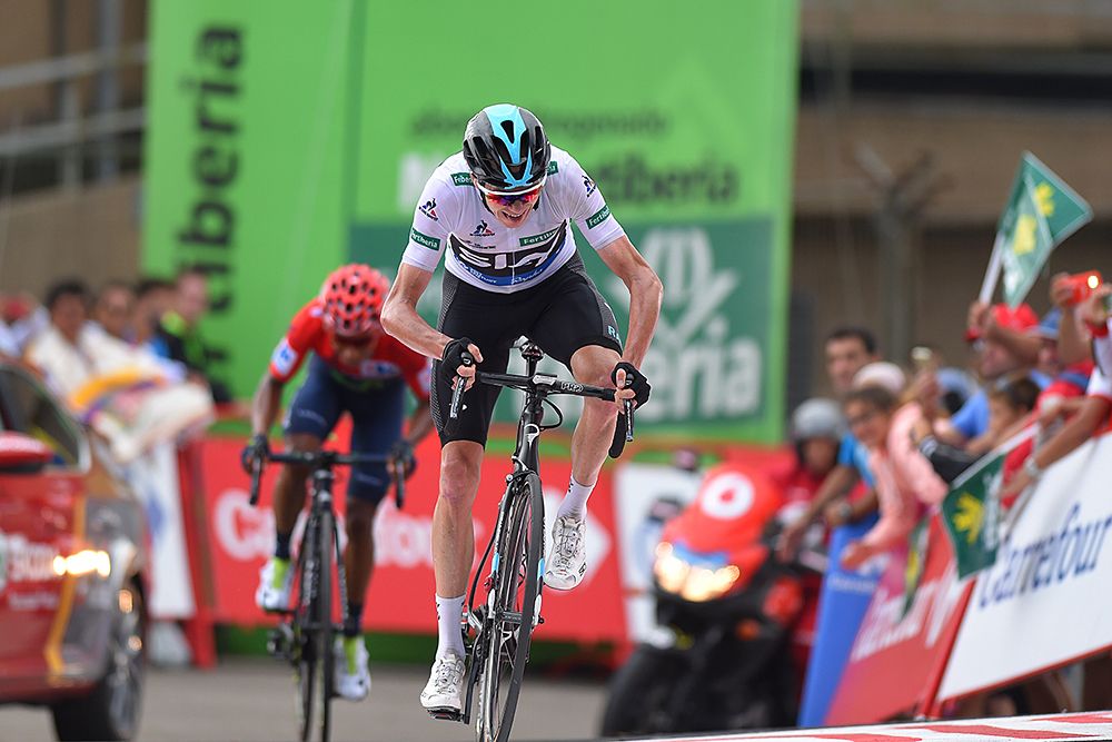 Chris Froome (Team Sky) beats Nairo Quintana (Movistar) to the line during stage 11