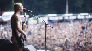Red Hot Chili Peppers, Flea, Torhout-Werchter Festival, Werchter, Belgium, 07/07/1996