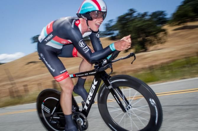 Bob Jungels (RadioShack) comes through one of the twisty sections