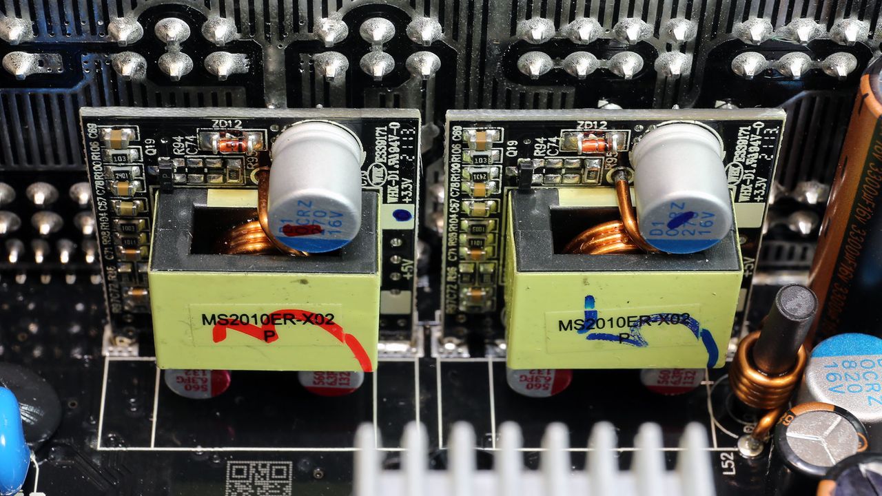 Gigabyte UD750GM