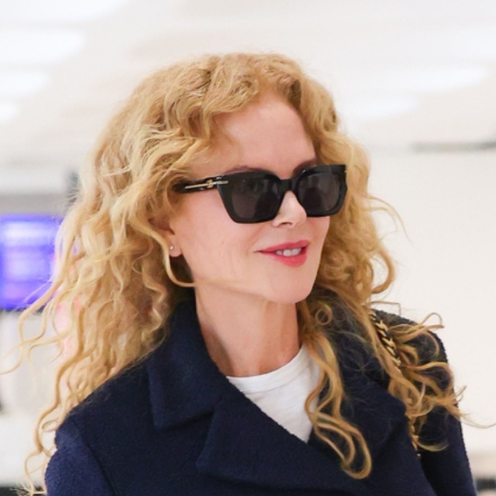 Sydney, AUSTRALIA Nicole Kidman leaves Sydney after a short visit where it rumoured she is selling her Sydney property, dripping in Chanel clothing wearing a Navy Chanel Blazer and matching handbag and Chanel sunglasses at Sydney Airport, Sydney, Australia.Pictured: Nicole KidmanBACKGRID USA 11 FEBRUARY 2026 BYLINE MUST READ: KHAP / BACKGRIDUSA: +1 310 798 9111 / usasales@backgrid.comUK: +44 208 344 2007 / uksales@backgrid.com*UK Clients - Pictures Containing ChildrenPlease Pixelate Face Prior To Publication*