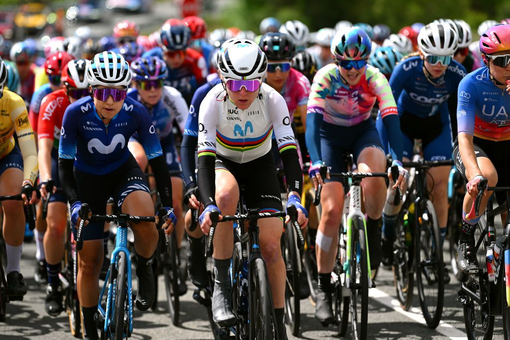 Images from Itzulia women 2023 stage 2, won by Demi Vollering