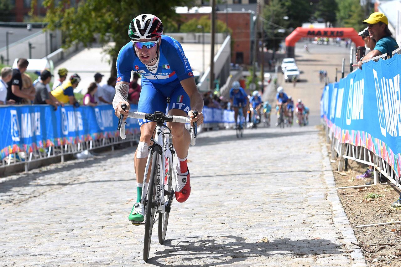 A bandaged Elia Viviani (Team Sky)