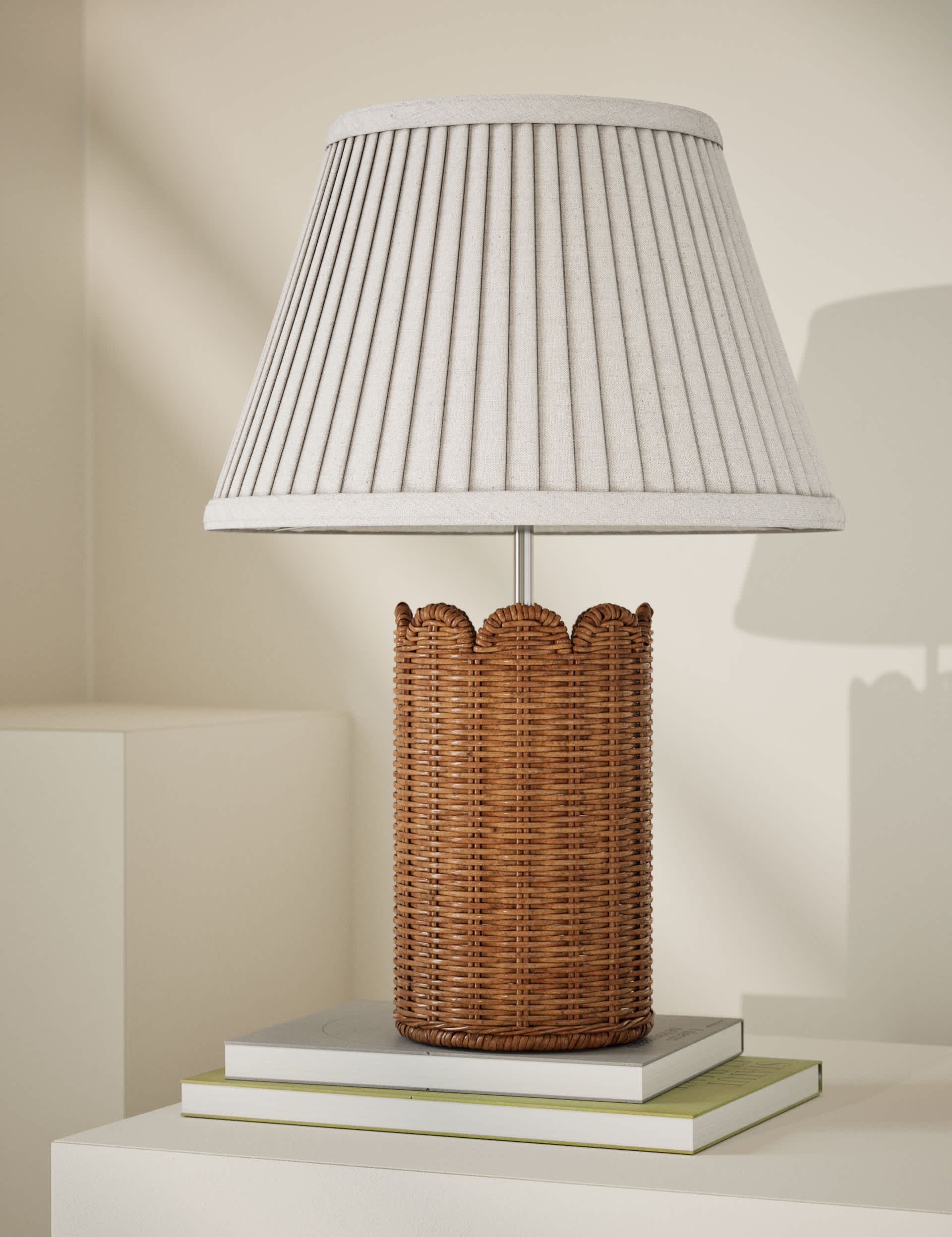 Wicker Scalloped Table Lamp