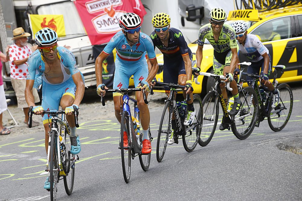 Vincenzo Nibali (Astana) gets ready to make his move
