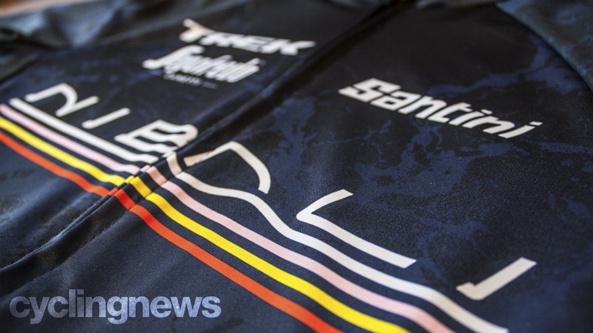 Santini Nibali Collection
