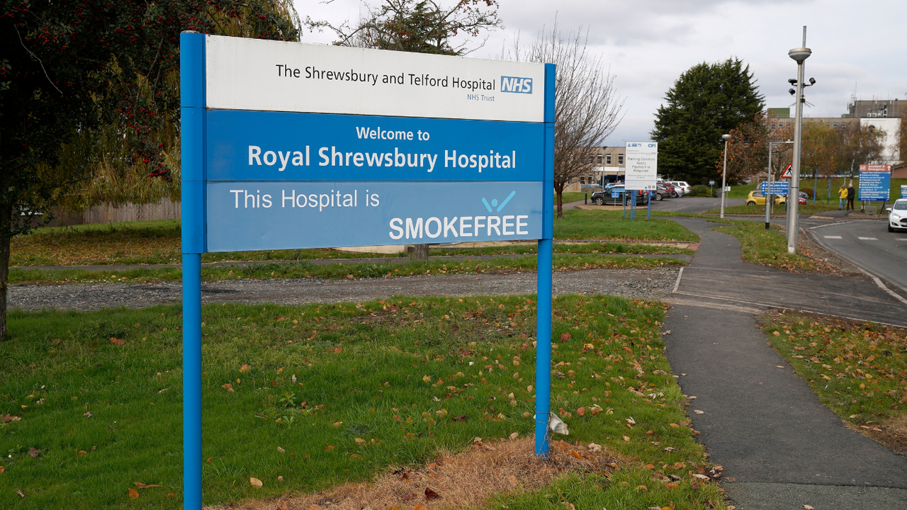 Royal Shrewsbury Hospital sign