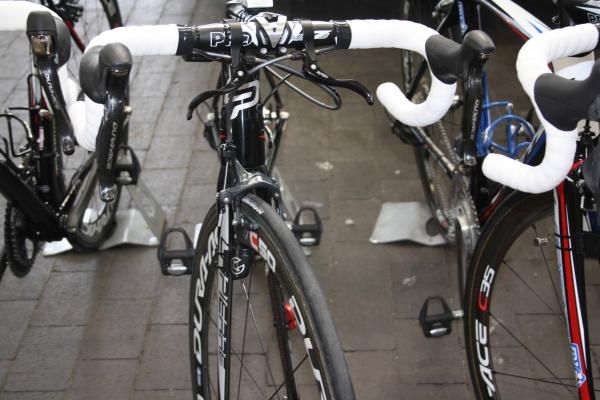 Steve Chainel (FDJ) is testing his Paris-Roubaix equipment at Scheldeprijs.