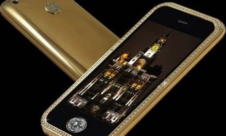 The home button of the Goldstriker iPhone 3GS Supreme features a single rare 7.1-carat diamond.