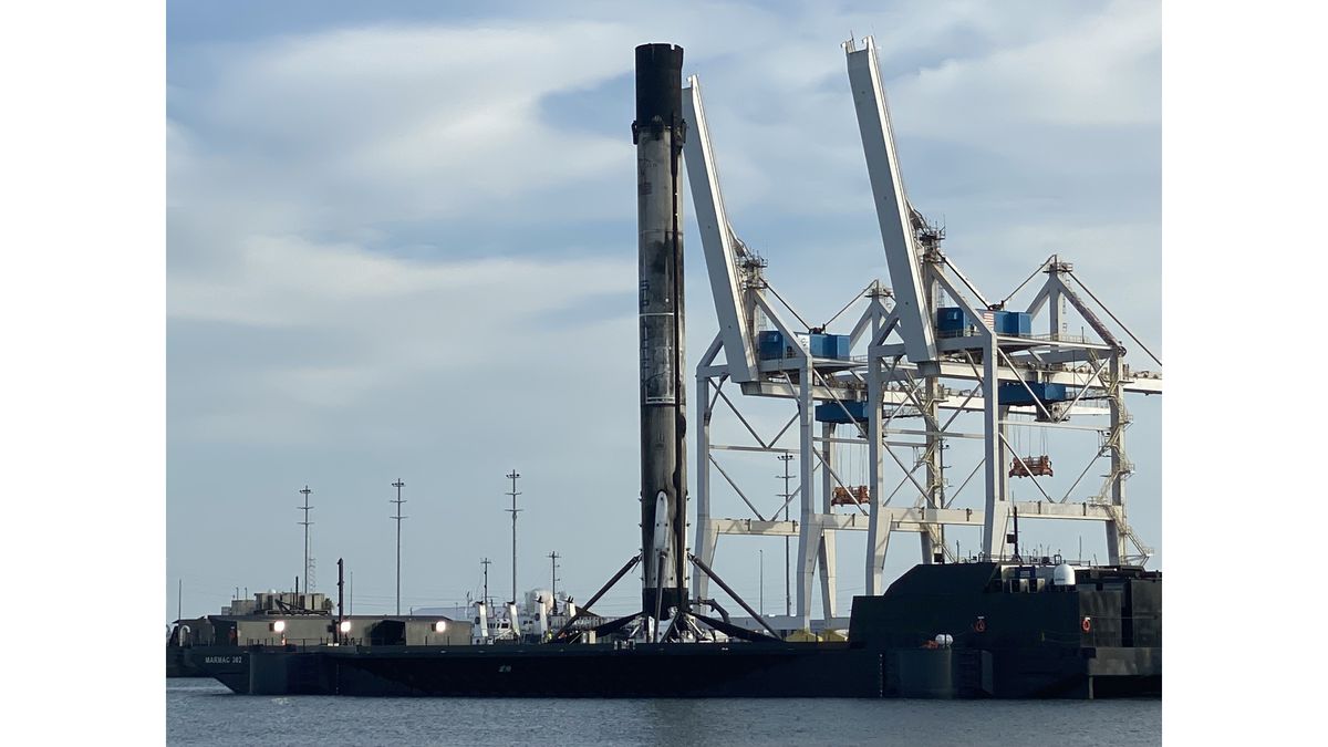 SpaceX's drone ship "A Shortfall of Gravitas" returns to port on Aug. 31, 2021, after its first successful Falcon 9 rocket landing.