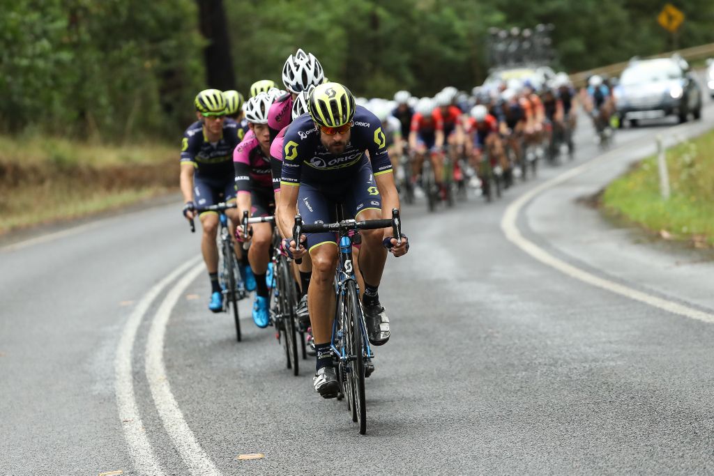 Sam Bewley on the front of the peloton