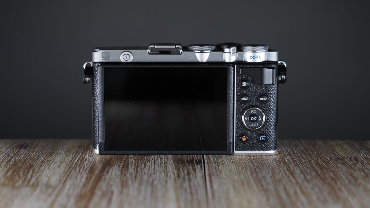 Olympus PEN E-P7