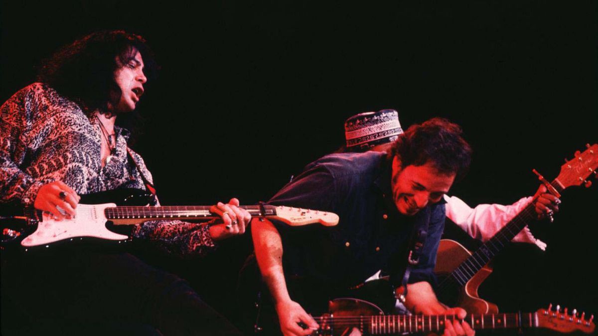 Shane Fontayne (left) and Bruce Springsteen performing onstage at Nassau Coliseum in 1992