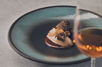 Jerusalem artichoke with dessert wine