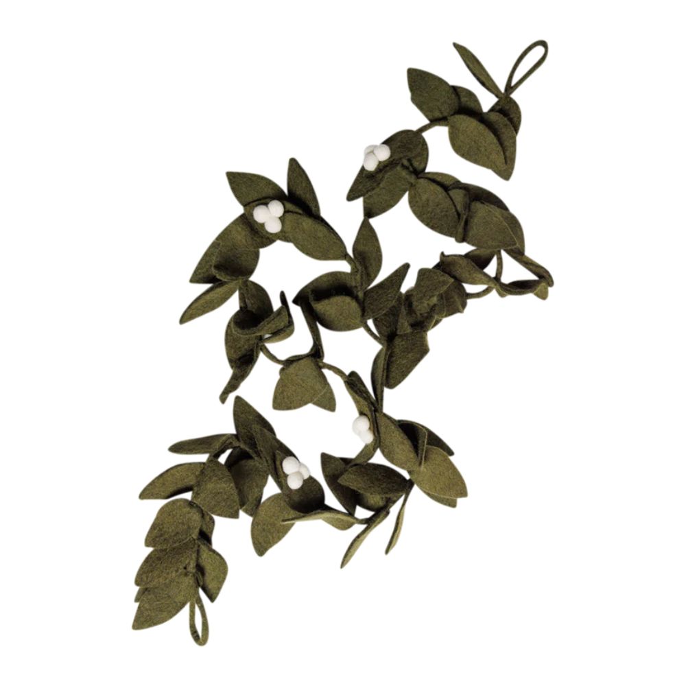 Felt Mistletoe Garland