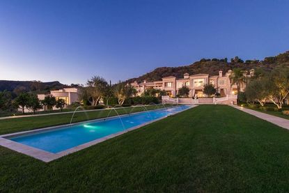 At $195 million, this is the most expensive house for sale in the U.S.