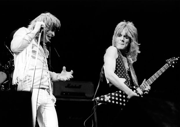 How to Play Rapid-Fire Hard Rock Licks in the Styles of Five Eighties Shred Gods
